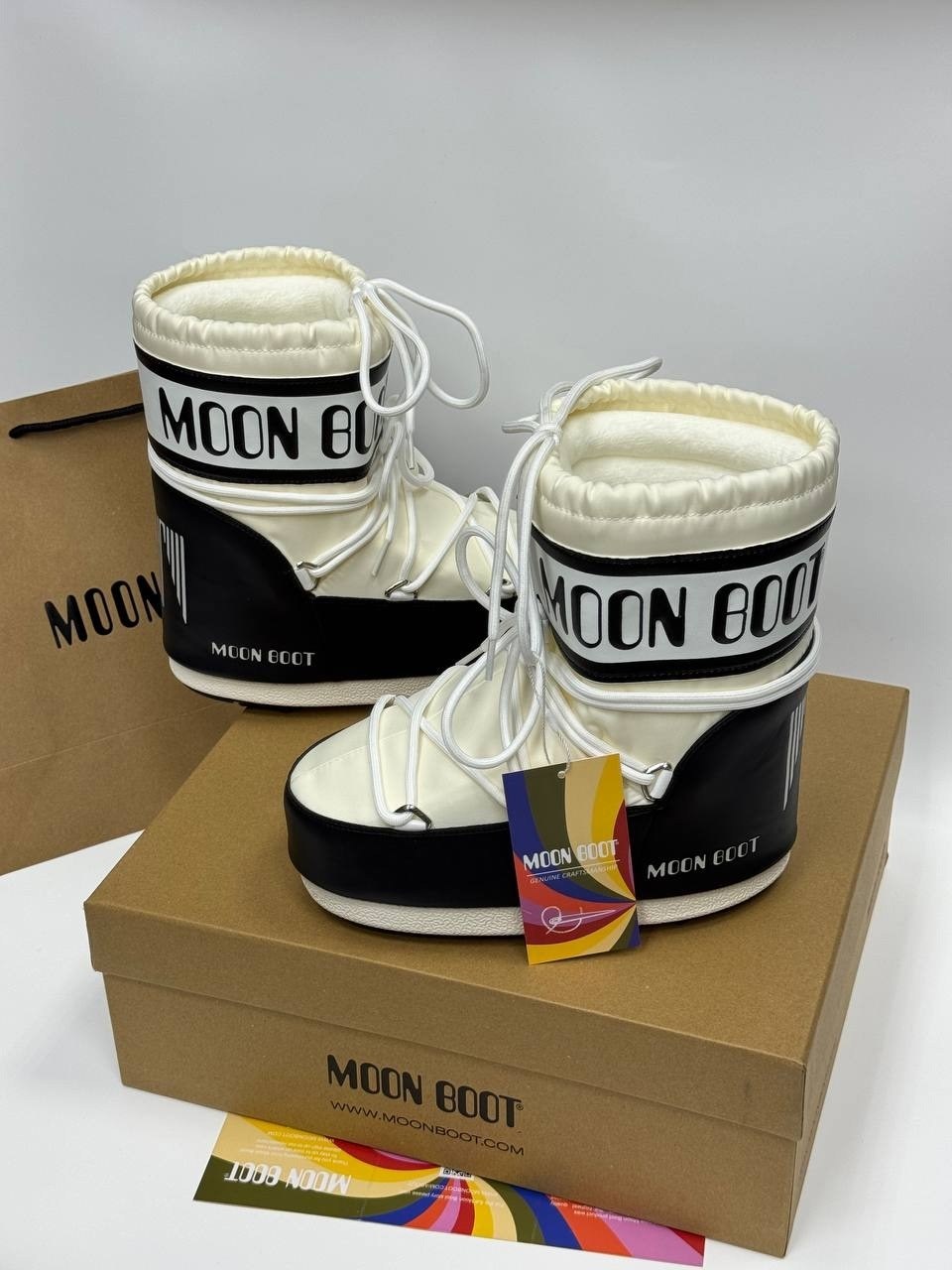 зимние ботинки moon boot classic low 2 moon boot белый,луноходы moon boot,дутики moon boot,низкие нейлоновые ботинки icon moon boot белый,луноходы moon boot белые женские
