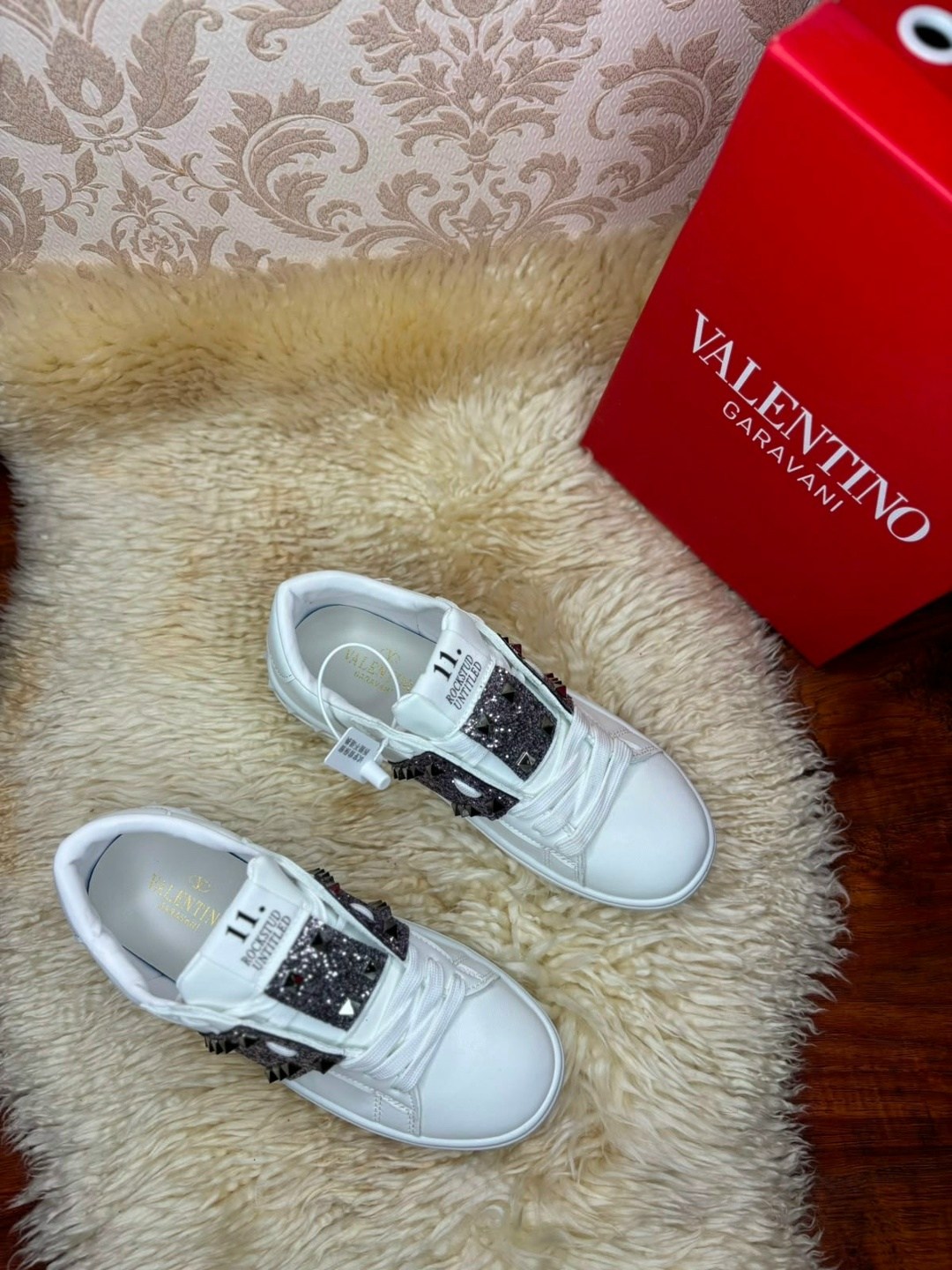 valentino кроссовки,valentino кроссовки женские,кеды valentino,,кеды валентино женские
