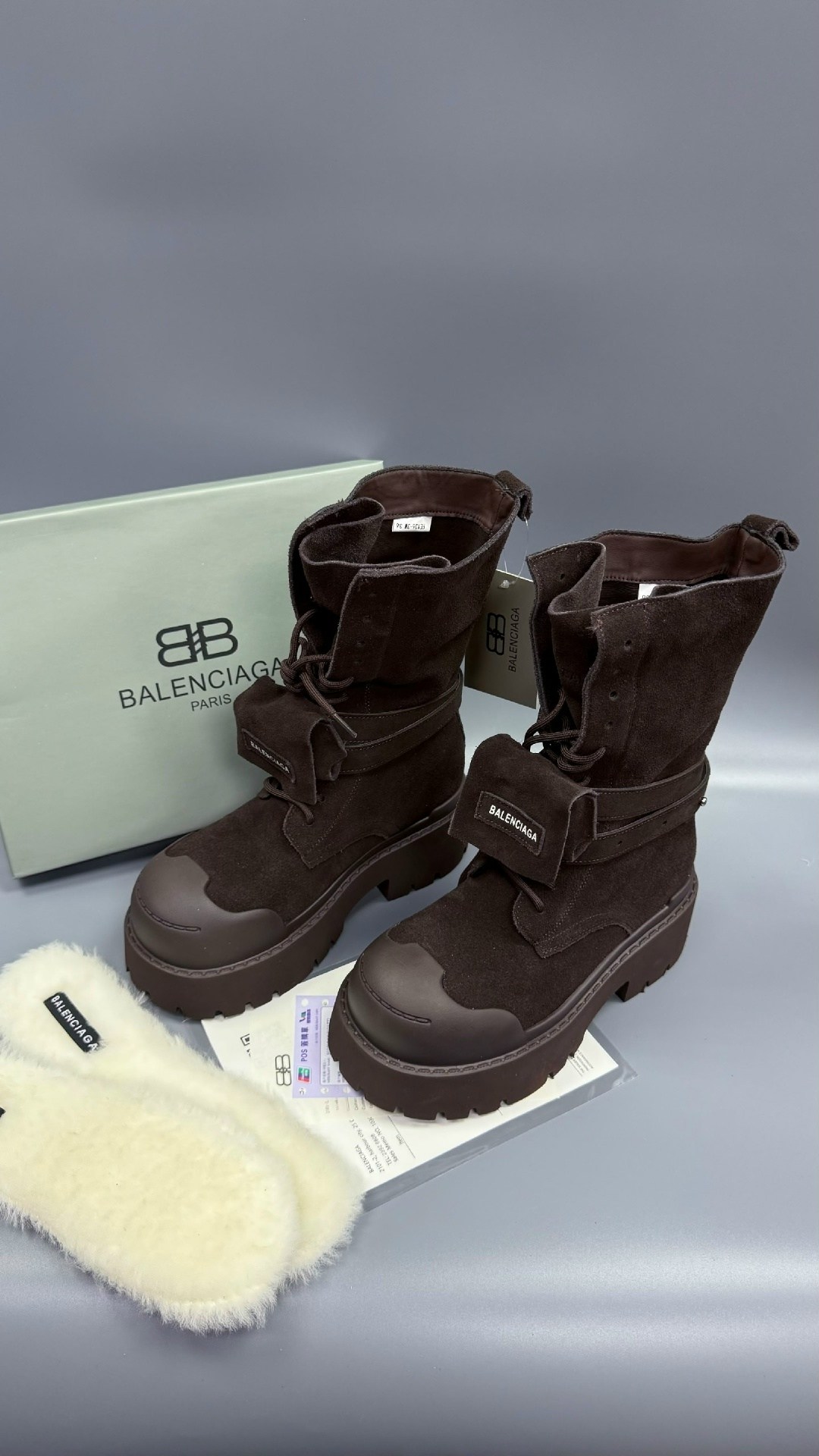 ботинки balenciaga,,ботинки balenciaga из натуральной замши женские,ботинки осенние с натуральным мехом balenciaga,ботинки осенние balenciaga