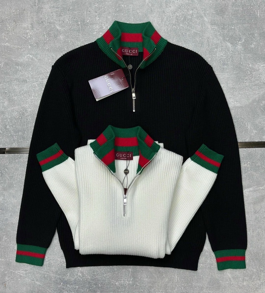 черный джемпер с контрастными полосками gucci man,мужской свитер,шерстяной свитер gucci 548115 x1561 чёрный,джемпер gucci,мужской свитер гуччи gucci