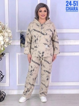 Костюм