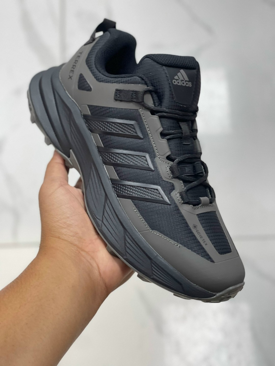 кроссовки adidas,кроссовки terrex adidas,adidas terrex,кроссовки мужские adidas terrex,мужские кроссовки adidas