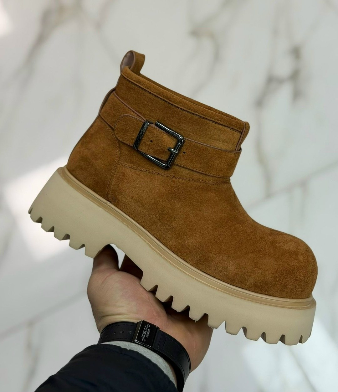 ,ботинки miu miu,женские ботинки, женская,ботинки замшевые