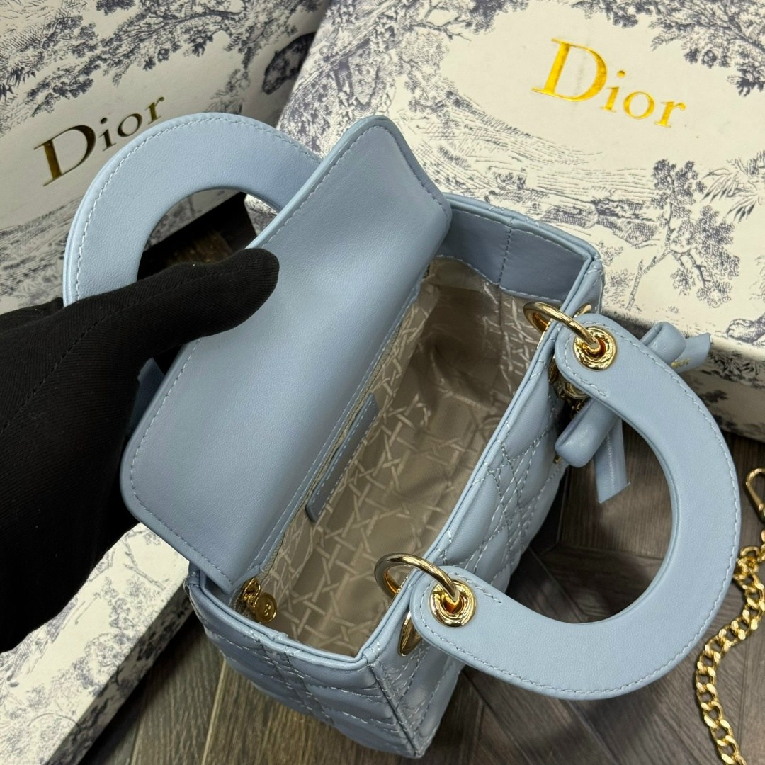 сумки dior,сумка dior женская,dior сумочки,dior сумка кросс боди,сумка диор