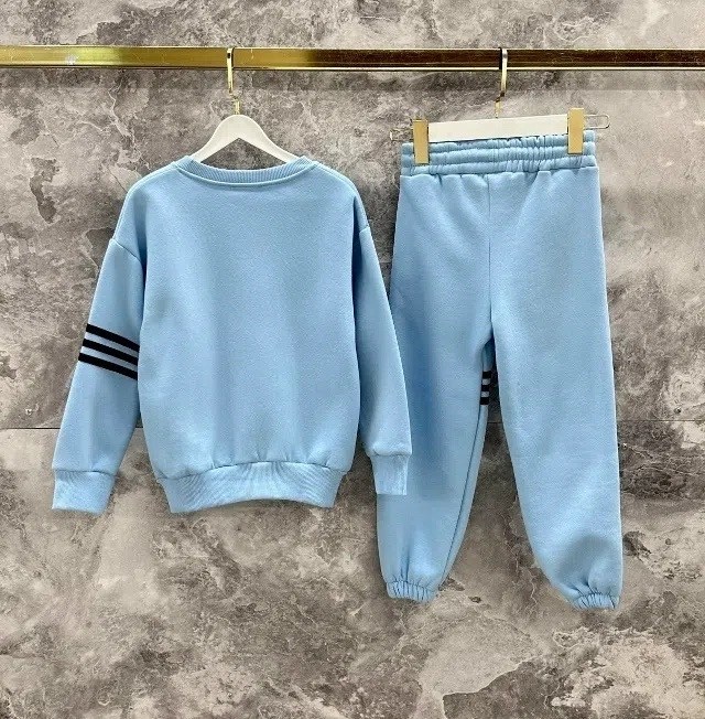 костюм спортивный adidas original,детский флисовый костюм,детский спортивный костюм adidas originals,костюм детский теплый,детский костюм