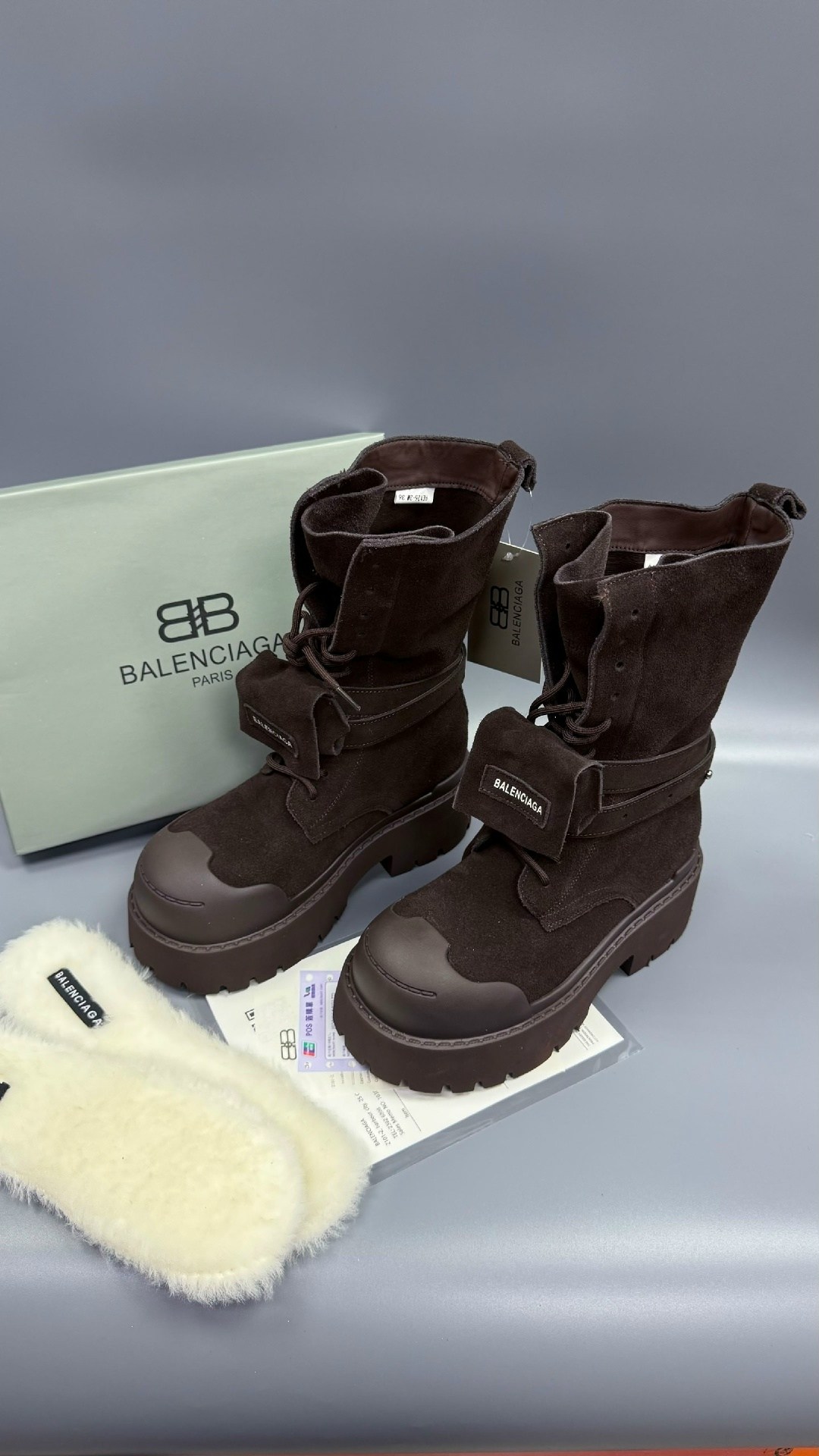 ботинки balenciaga,,ботинки balenciaga из натуральной замши женские,ботинки осенние с натуральным мехом balenciaga,ботинки осенние balenciaga