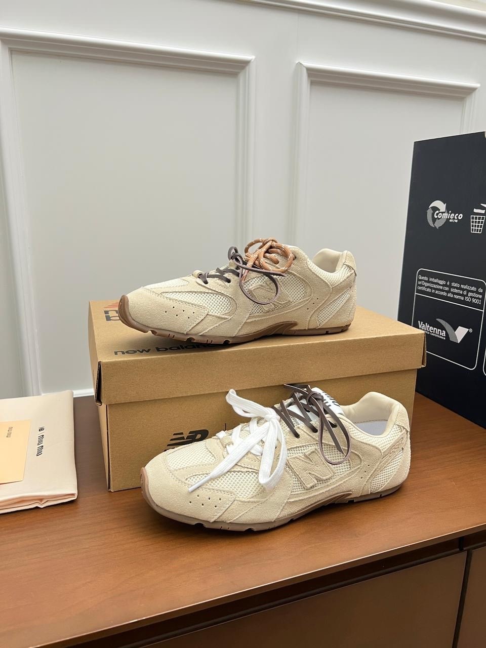 кроссовки miu miu,кроссовки miu,new balance miu miu кроссовки,miu miu кроссовки женские,кроссовки миу миу