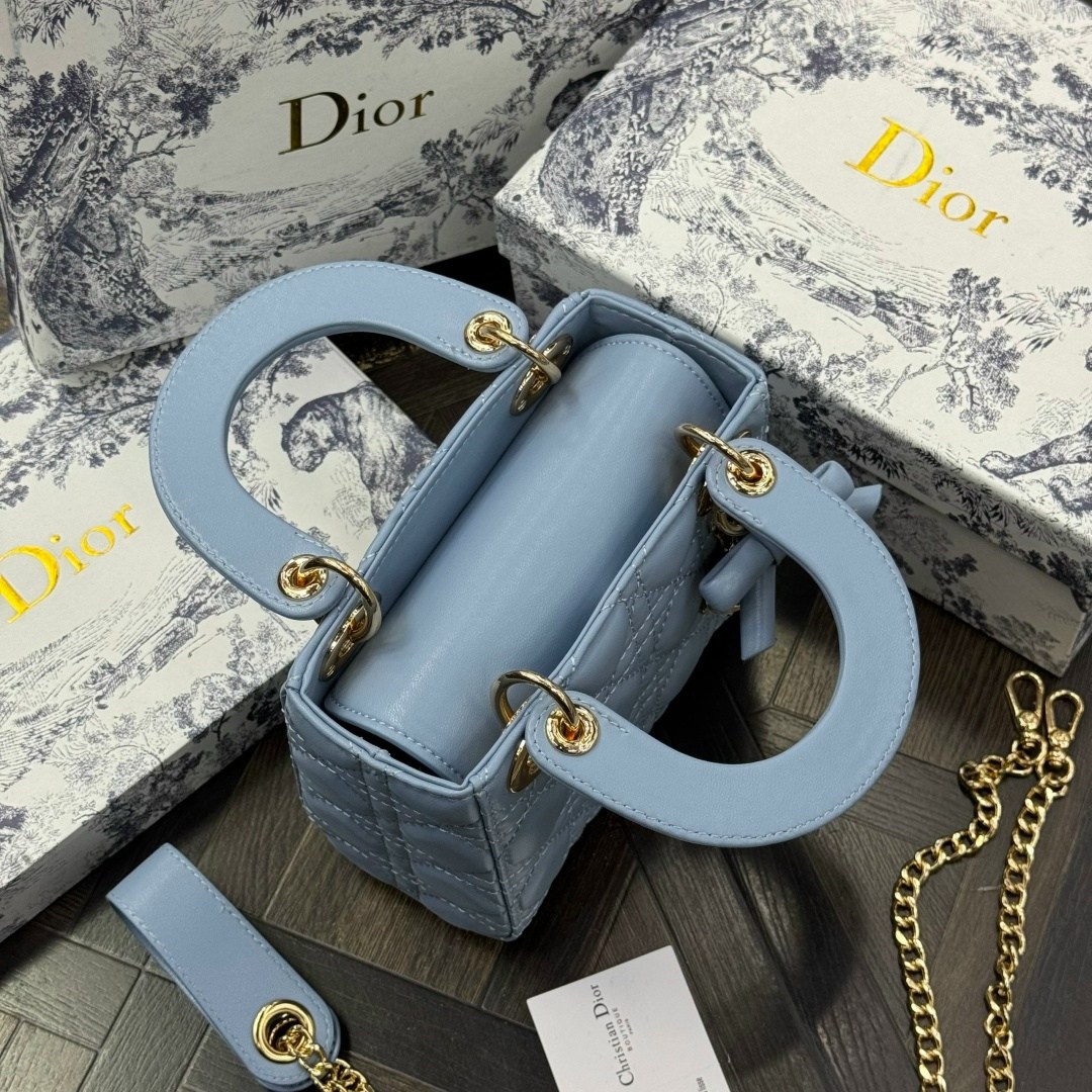 сумки dior,сумка dior женская,dior сумочки,dior сумка кросс боди,сумка диор