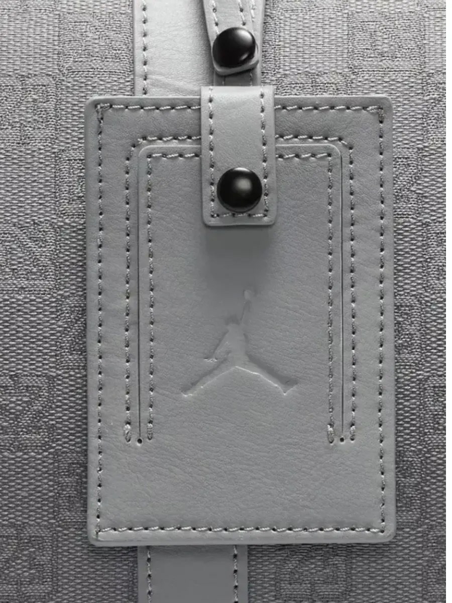 спортивная сумка jordan серая,jordan серая дорожная/спортивная сумка для женщин,сумка спортивный jordan monogram duffle bag,jordan сумка спортивная,спортивная сумка