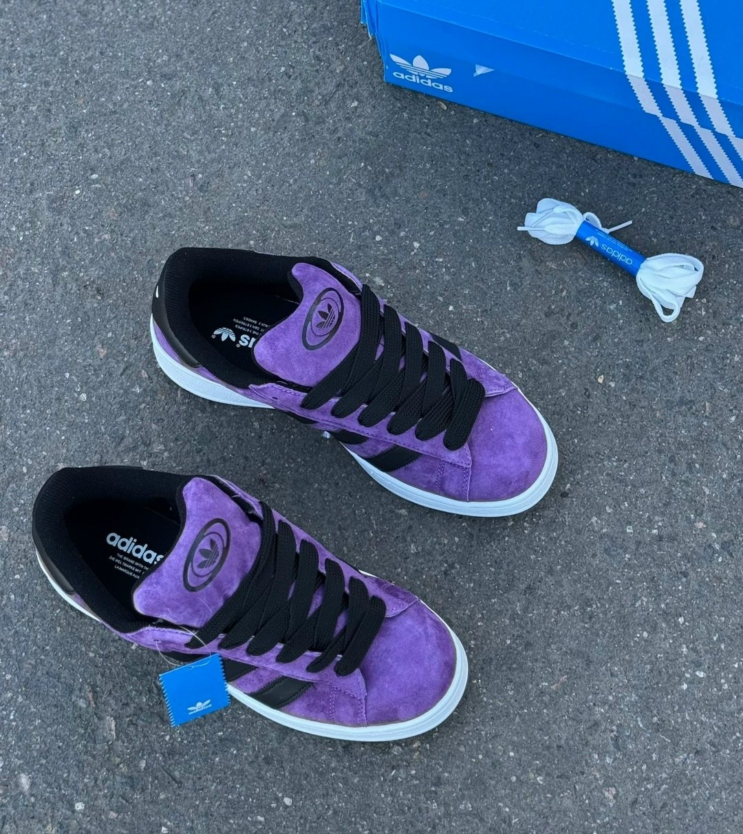 кроссовки adidas campus,adidas campus 00s фиолетовые,кроссовки adidas campus 00,кроссовки adidas,adidas фиолетовые замшевые кроссовки campus для женщин