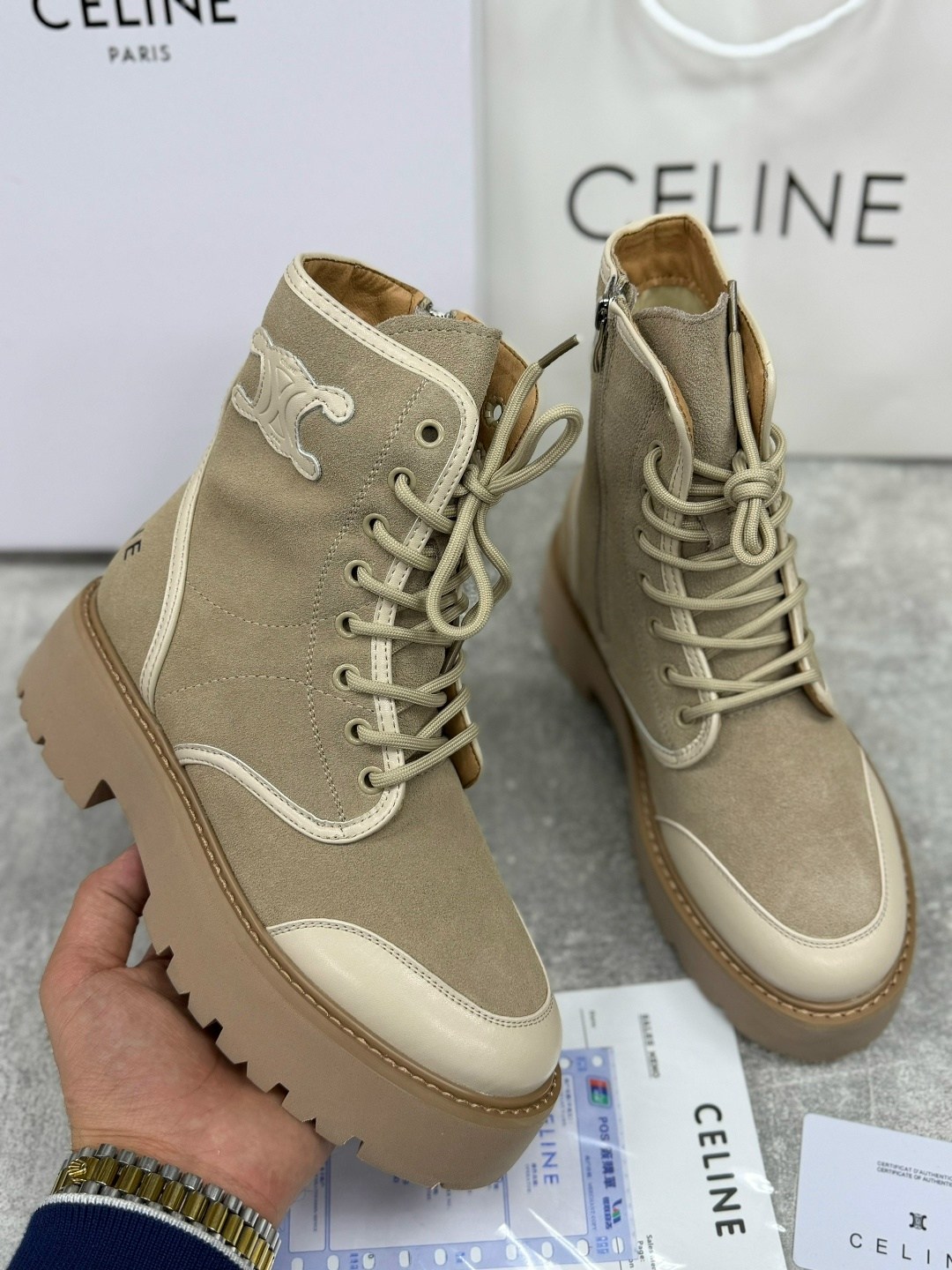 ботинки celine,женские ботинки celine натуральная кожа,ботинки женские celine,ботинки зимние celine,celine ботинки бежевые женские