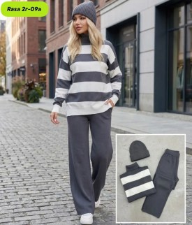 Костюм