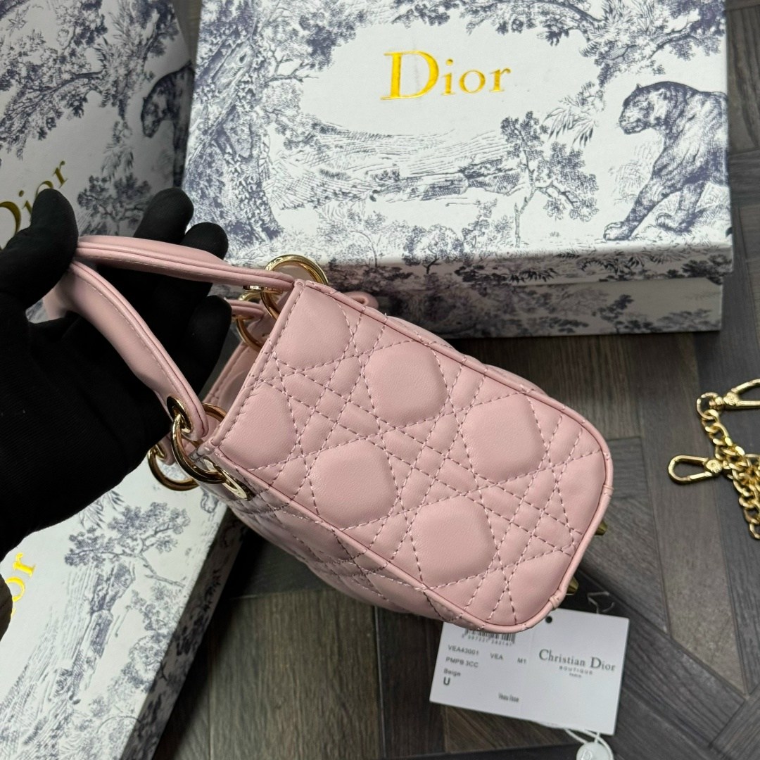 dior сумка,сумка диор,мини сумки кристиан диор,dior сумка женская,сумочка от dior