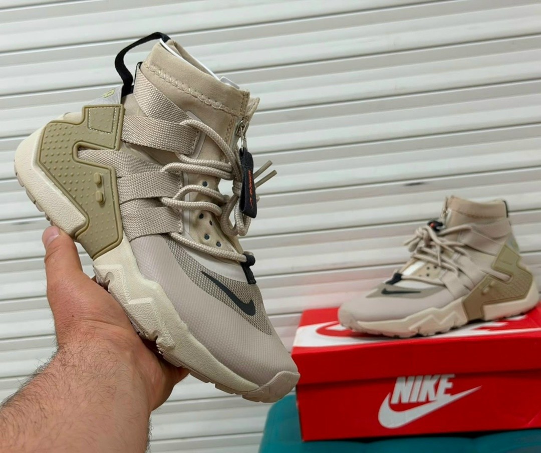 кроссовки nike air huarache gripp,кроссовки nike air huarache,кроссовки nike air huarache gripp triple,мужские кроссовки nike air huarache,nike air huarache gripp