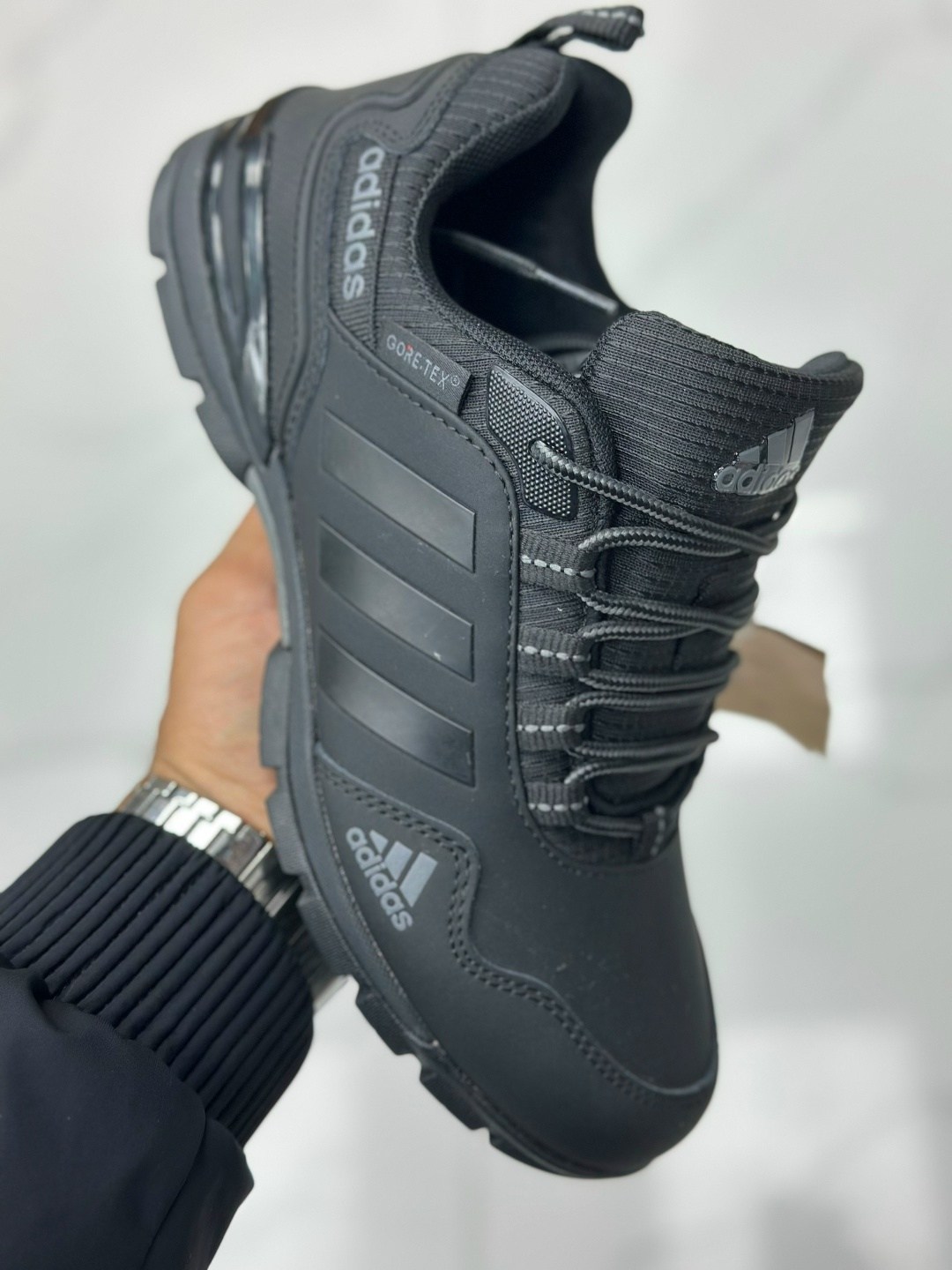мужские кроссовки зимние adidas,кроссовки зимние adidas,кроссовки адидас мужские зимние,кроссовки зимние адидас мужские new collection 2026,кроссовки мужские зимние adidas terrex