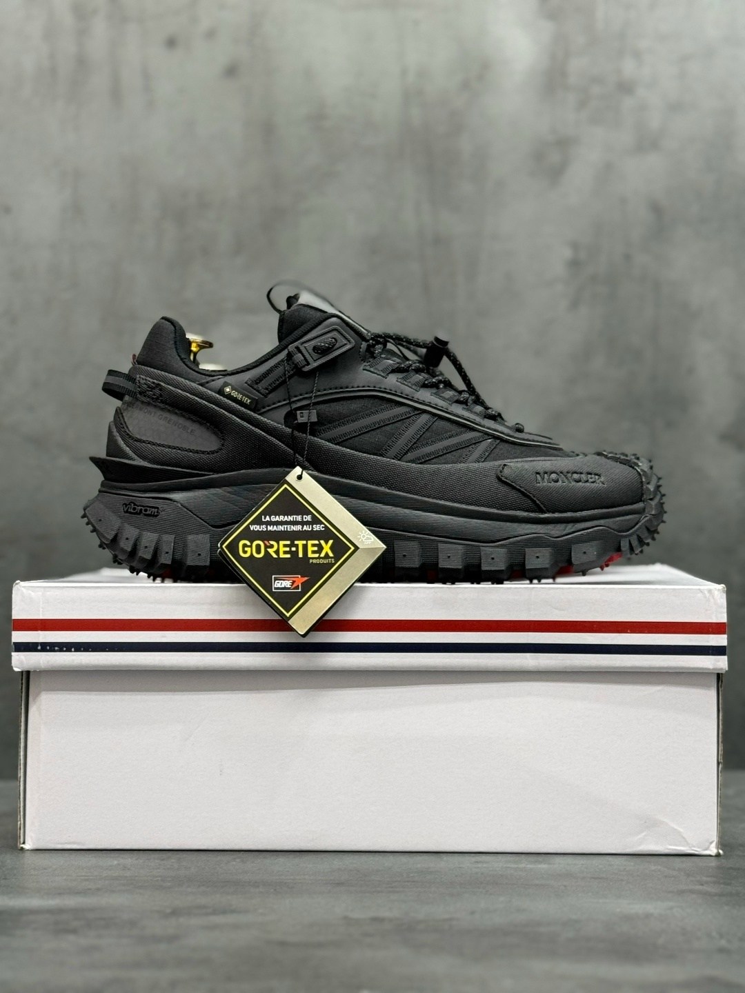 низкие кроссовки moncler trailgrip gtx черный,кроссовки trailgrip gtx moncler черный,кроссовки moncler trailgrip gtx,кроссовки moncler,кроссовки trailgrip gtx moncler grenoble черный