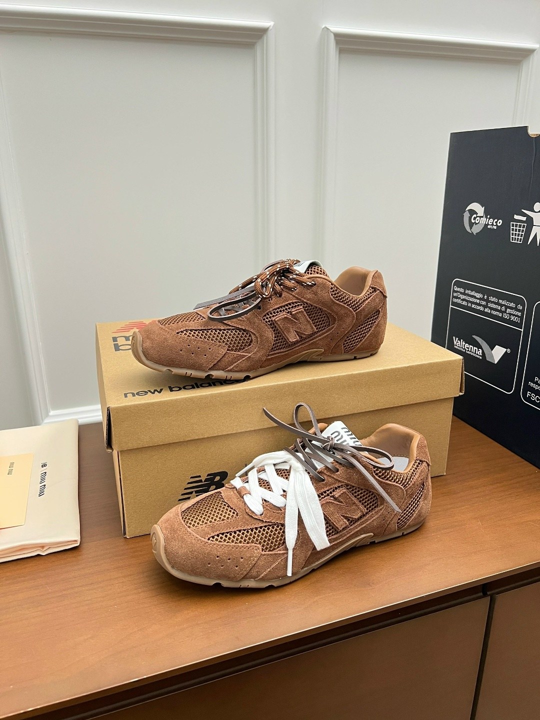 кроссовки miu miu,кроссовки miu,new balance miu miu кроссовки,miu miu кроссовки женские,кроссовки миу миу