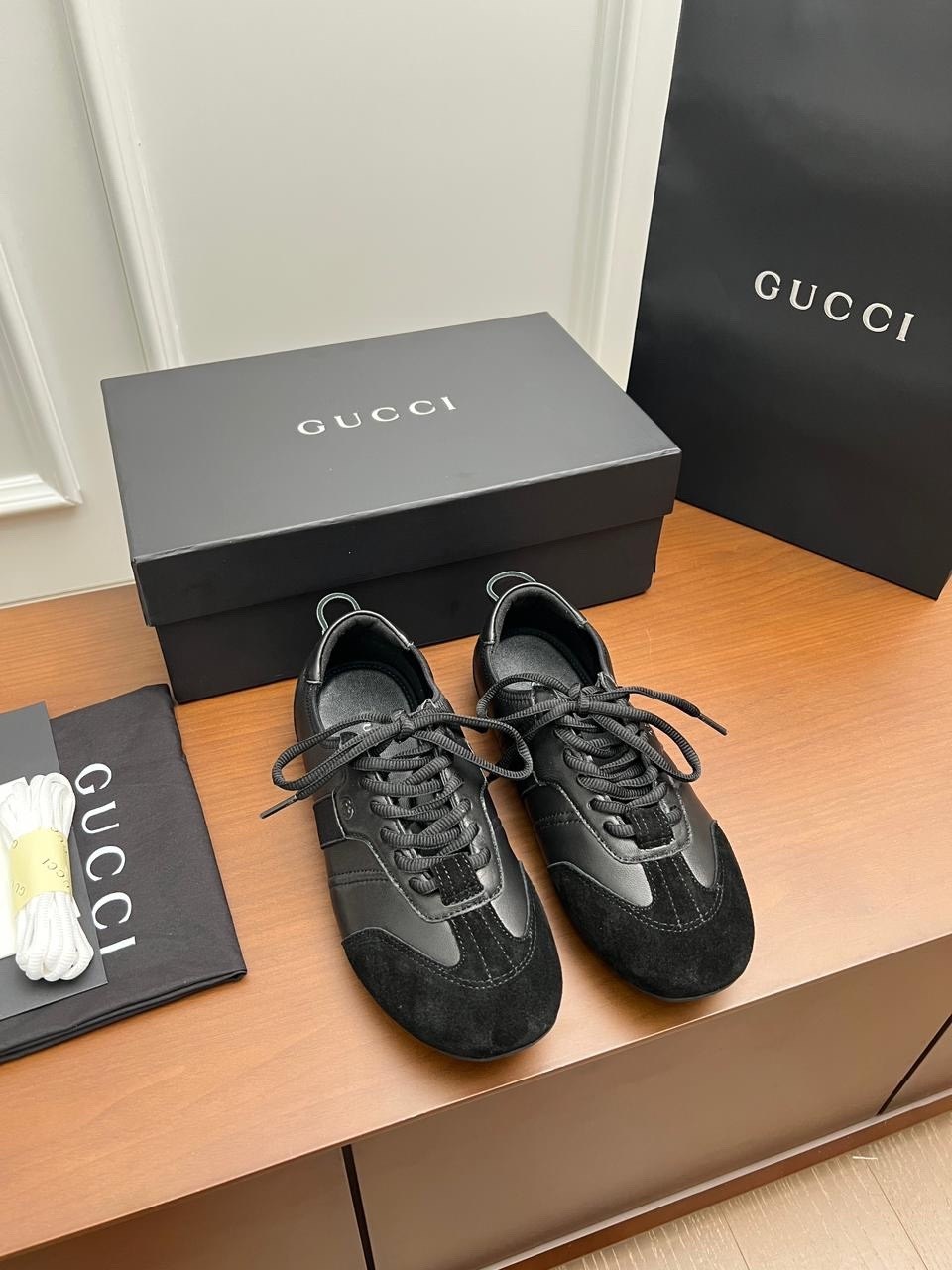 кроссовки gucci,gucci кроссовки женские,gucci gucci,gucci кроссовки мужские,кроссовки гуччи женские оригинал