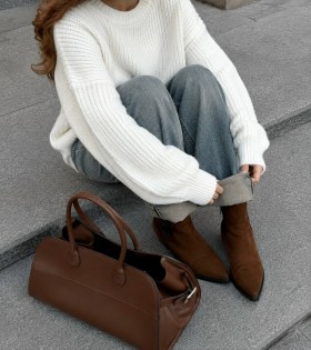 Свитер