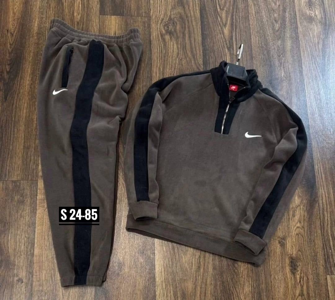 спортивный костюм nike на флисе,спортивные костюмы nike,флисовый спортивный костюм nike,мужской спортивный костюм nike,костюм nike