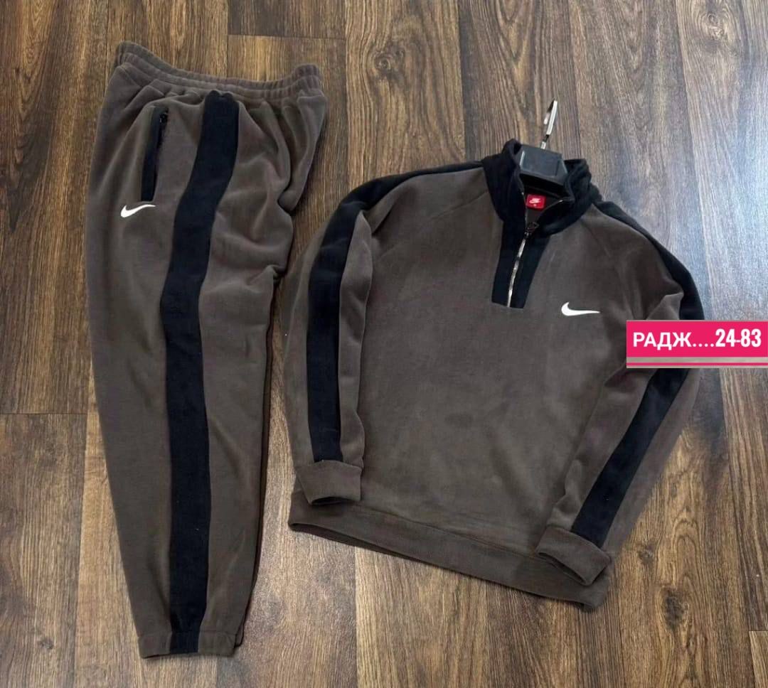 спортивный костюм nike на флисе,костюм спортивный мужской nike,спортивные костюмы nike,мужской спортивный костюм на флисе,костюм флисовый nike