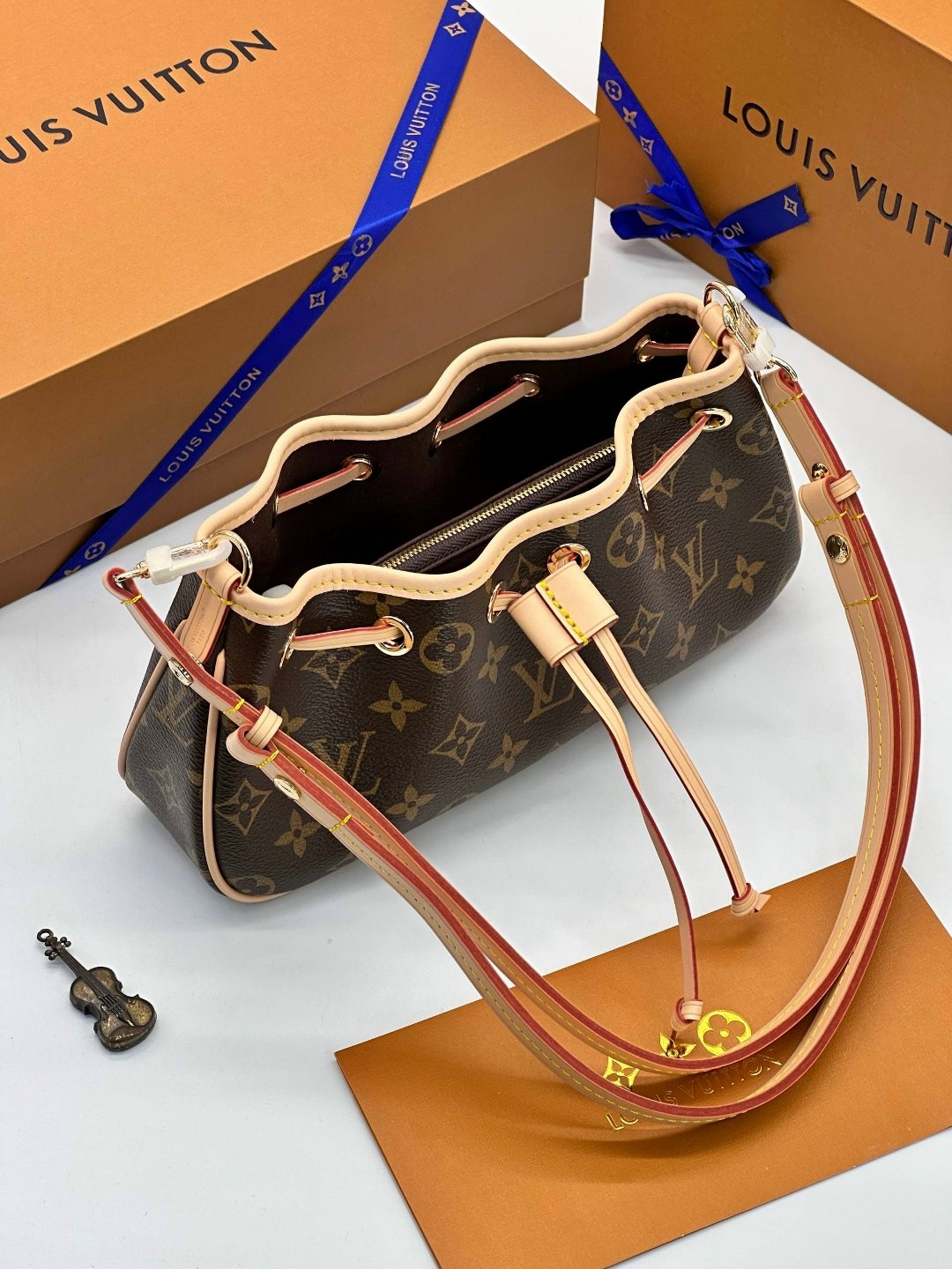 сумка louis vuitton женская,louis vuitton сумка на плечо,cумка louis vuitton,женская сумка,сумка