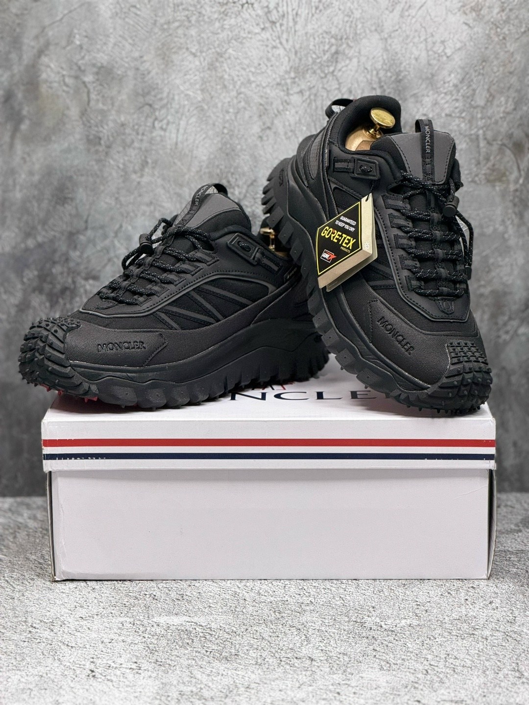 низкие кроссовки moncler trailgrip gtx черный,кроссовки moncler trailgrip gtx,кроссовки moncler trailgrip gtx черный,кроссовки moncler,мужской кроссовки