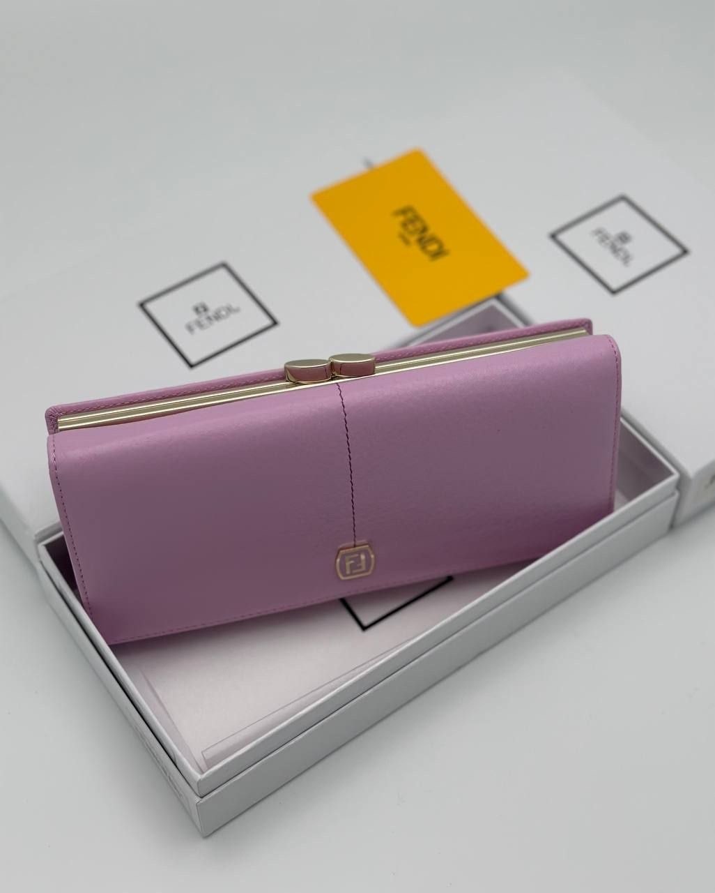 кошелек женский,fendi женский кошелек,кошелек женский натуральная кожа,fendi кошелек,кошелек женский натуральная кожа красный