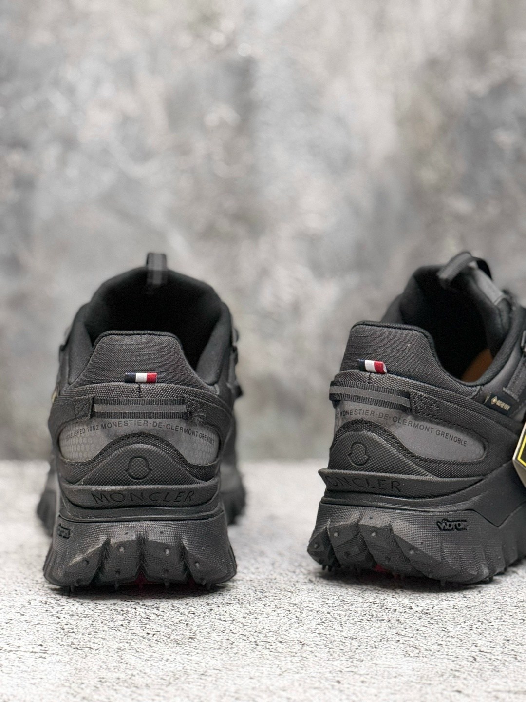 низкие кроссовки moncler trailgrip gtx черный,кроссовки moncler trailgrip gtx,кроссовки moncler trailgrip gtx черный,кроссовки moncler,мужской кроссовки