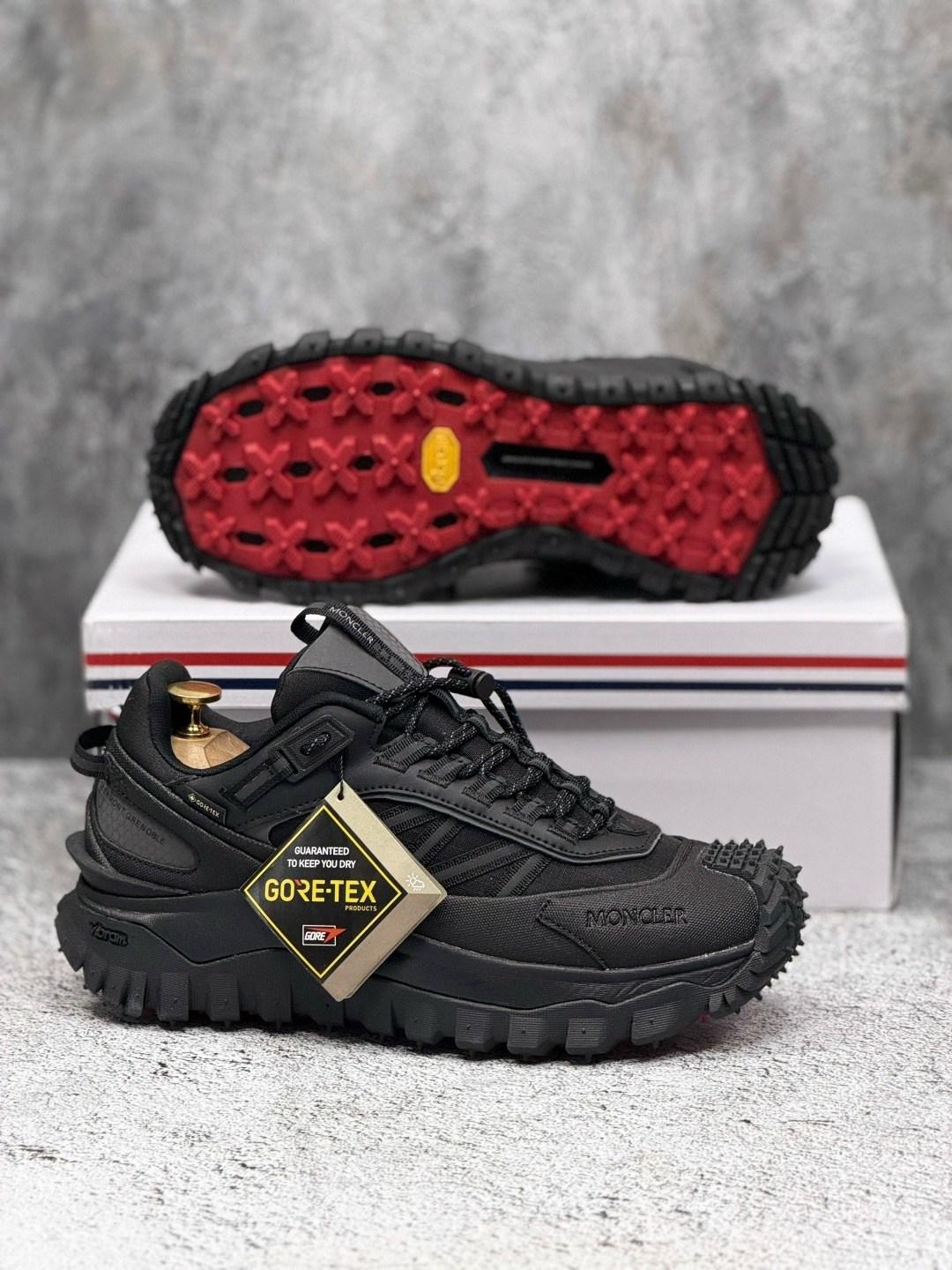 низкие кроссовки moncler trailgrip gtx черный,кроссовки moncler trailgrip gtx,кроссовки moncler trailgrip gtx черный,кроссовки moncler,мужской кроссовки