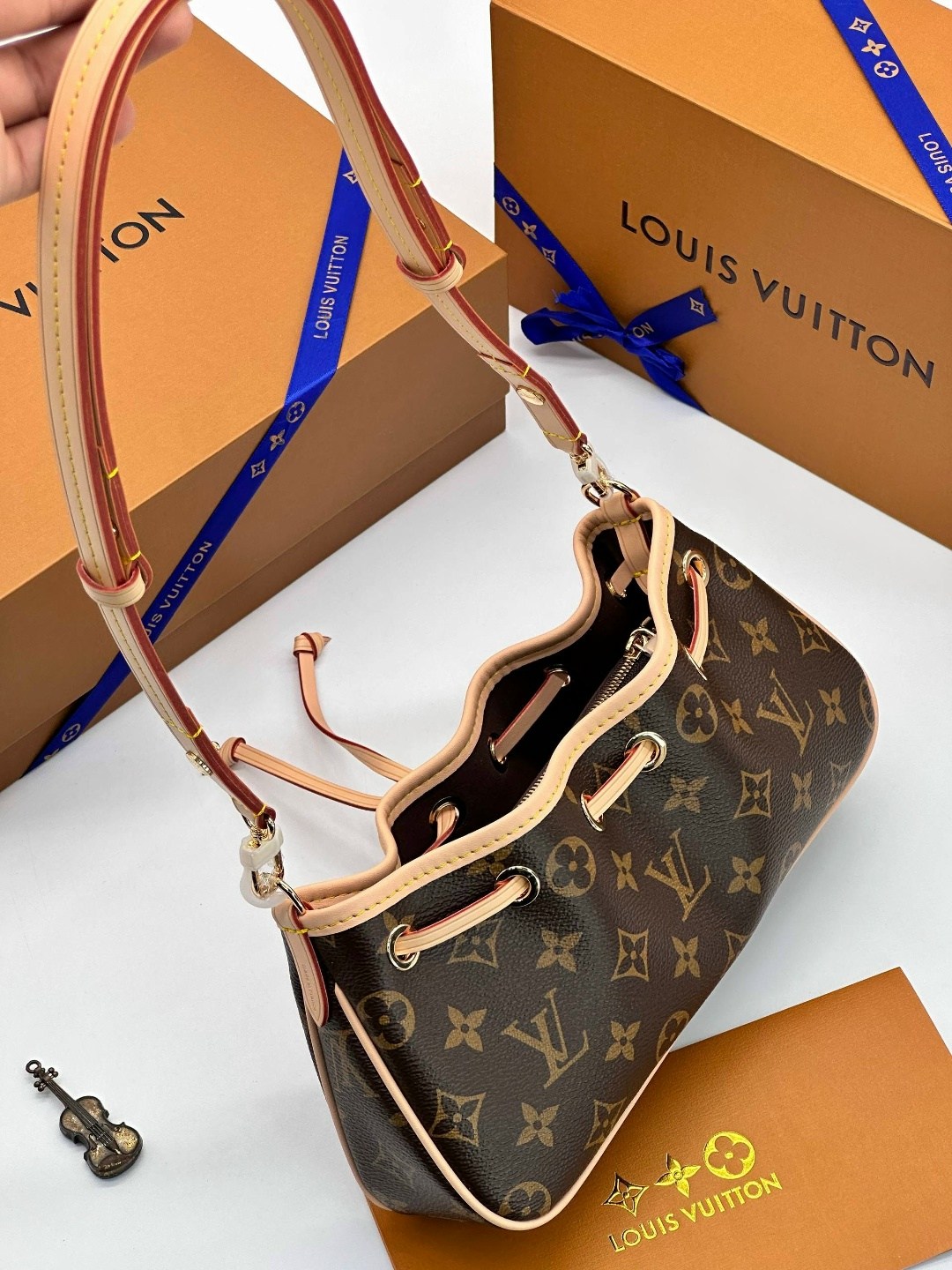 сумка louis vuitton женская,louis vuitton сумка на плечо,cумка louis vuitton,женская сумка,сумка