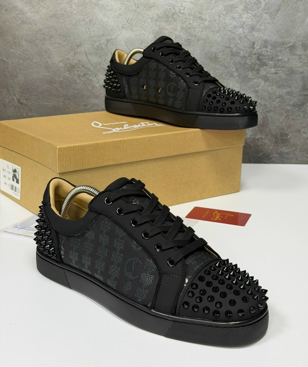 кроссовки christian louboutin,кеды christian louboutin с шипами,,кеды christian louboutin,кеды мужские christian louboutin