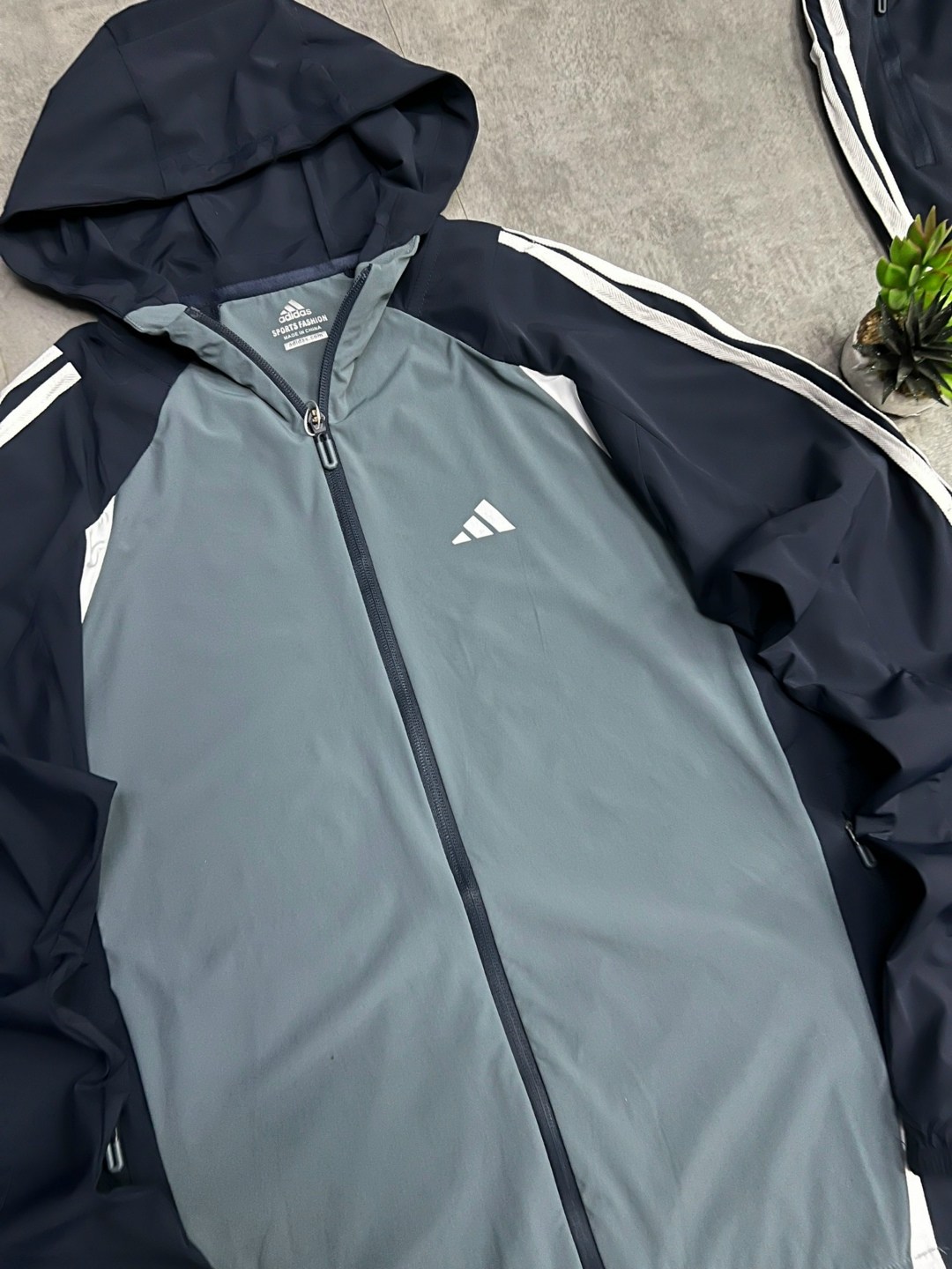 спортивный костюм adidas,мужской спортивный костюм adidas bs259615z007,спортивный костюм adidas артикул 78291,спортивные костюмы для мужчин,спортивный костюм мужской adidas лето 78291