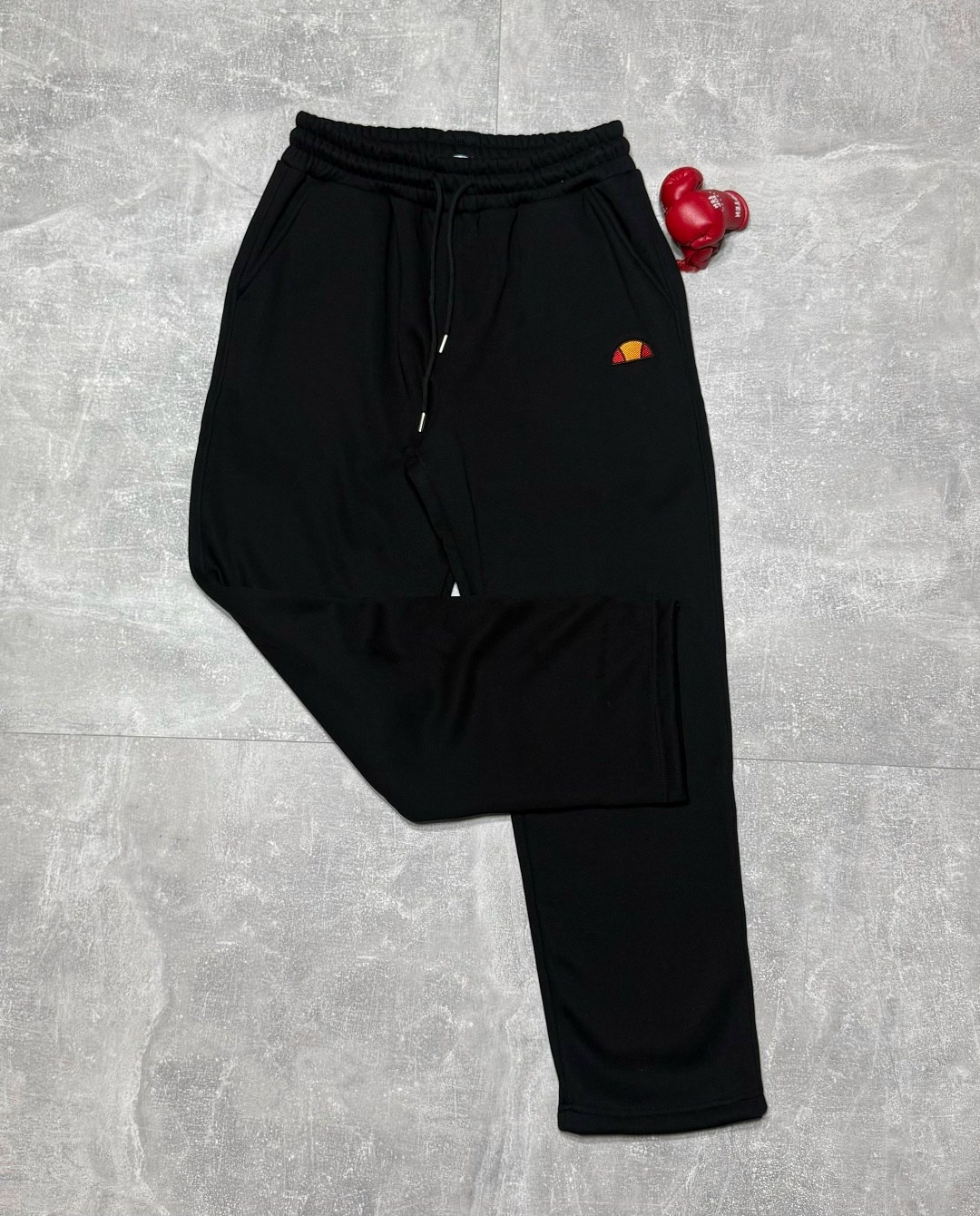 спортивные брюки,спортивные штаны,спортивные штаны ellesse,брюки ellesse,брюки спортивные ellesse