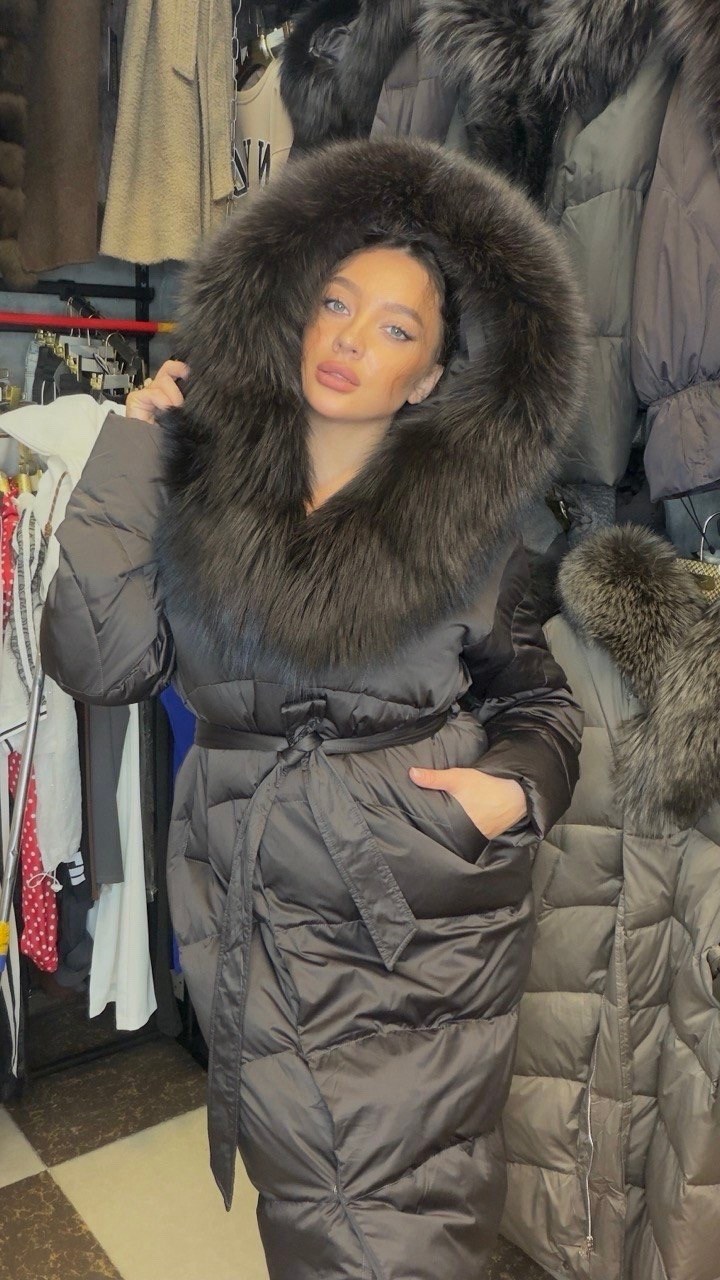 пуховик длинный с натуральным мехом чернобурки wow wear 301469160,пуховик с натуральным мехом чернобурки и капюшоном romana furs,пуховик с натуральным мехом,пуховики с мехом,пуховик длинный с натураль