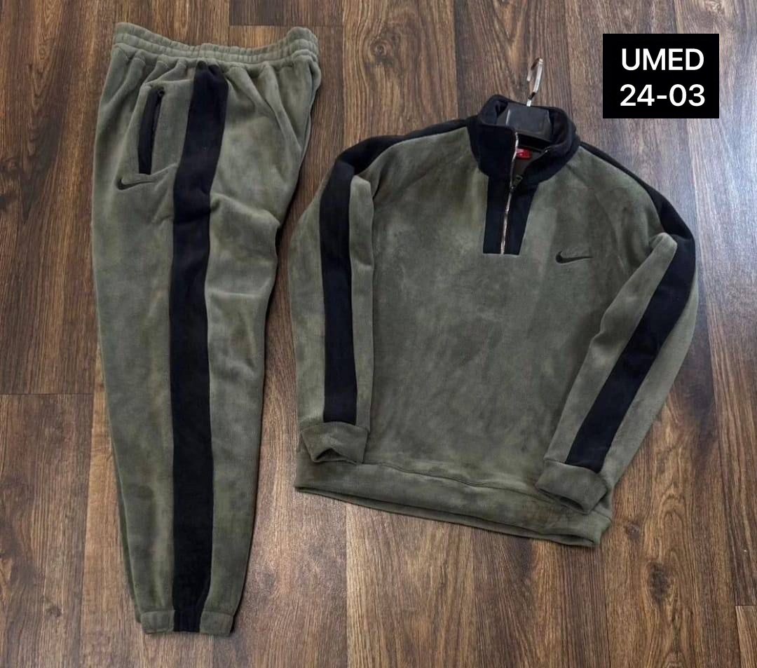 спортивный костюм nike на флисе,мужской спортивный костюм nike,флисовый спортивный костюм nike,спортивные костюмы nike,мужской костюм флисовый nike