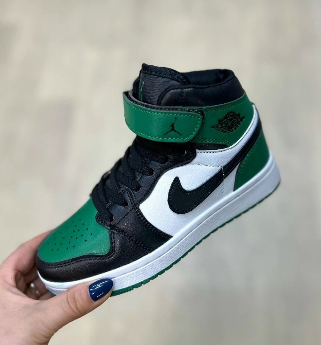 кроссовки nike air jordan 1 retro high,кроссовки nike air jordan,кроссовки nike air jordan 1 retro,женские кроссовки nike air jordan 1 mid,кроссовки
