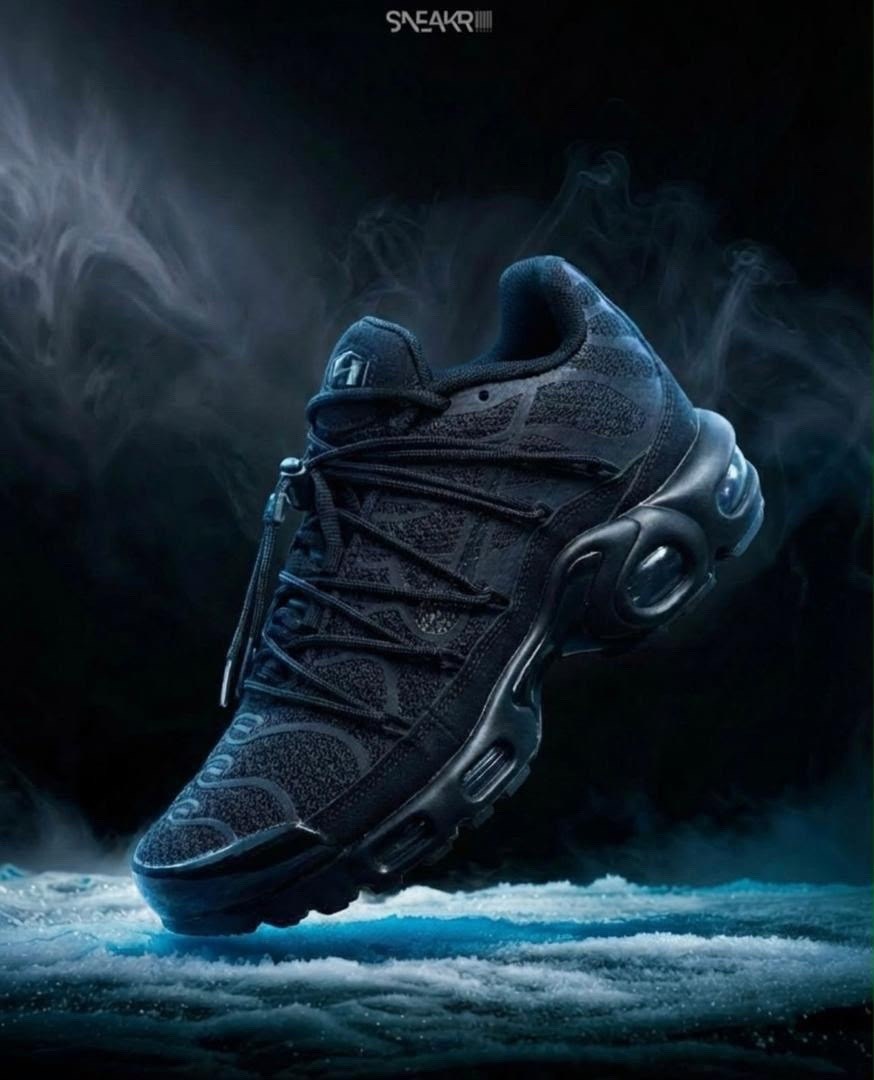 кроссовки nike tn air max plus,nike tn air max plus,nike air max tn plus triple black,nike air max tn plus black,nike air max plus tn мужские кроссовки