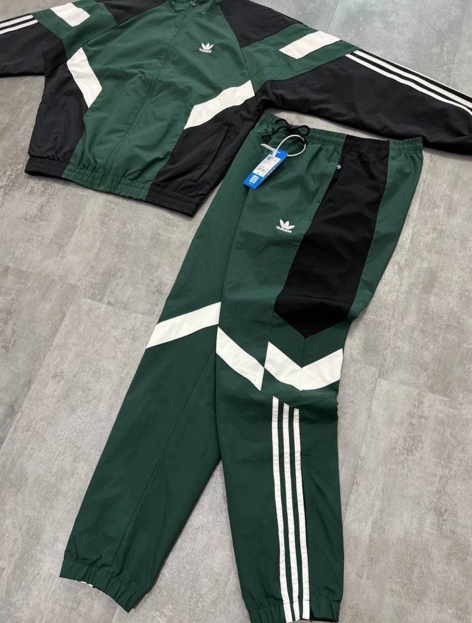 спортивный костюм adidas,спортивный костюм мужской adidas,спортивный костюм adidas 90х,спортивные костюмы 90 х,костюм adidas 90 х