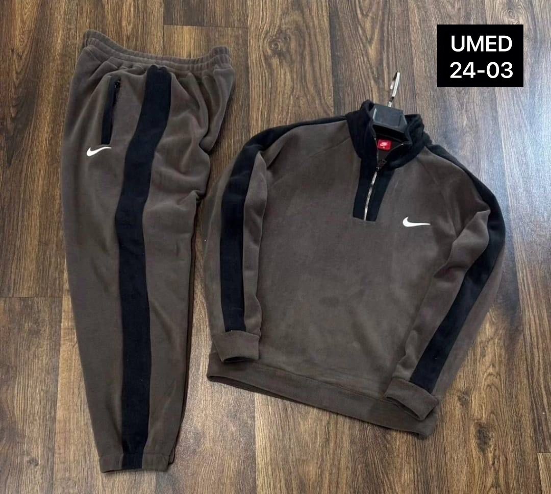 спортивный костюм nike на флисе,мужской спортивный костюм nike,флисовый спортивный костюм nike,спортивные костюмы nike,мужской костюм флисовый nike