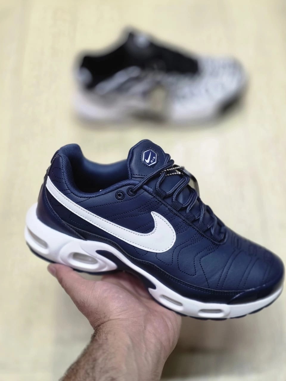 кроссовки nike air max tn plus,кроссовки nike air max tn plus ultra белые с серым,nike air max plus tn,кроссовки nike air max plus,nike air max tn plus ultra