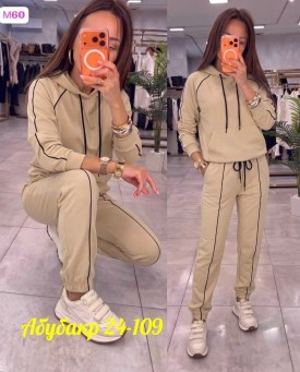 Костюм