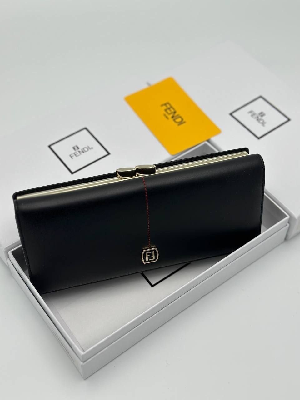 кошелек женский,fendi женский кошелек,кошелек женский натуральная кожа,fendi кошелек,кошелек женский натуральная кожа красный