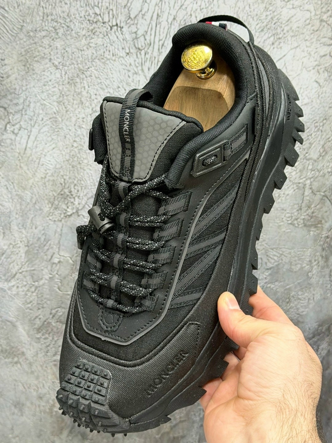 низкие кроссовки moncler trailgrip gtx черный,кроссовки moncler trailgrip gtx,кроссовки moncler trailgrip gtx черный,кроссовки moncler,мужской кроссовки