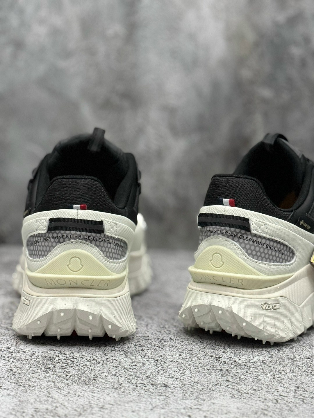 кроссовки moncler,кроссовки moncler trailgrip gtx,кроссовки moncler trailgrip gtx trainers белый черный,кроссовки moncler moncler trailgrip gtx,мужские кроссовки