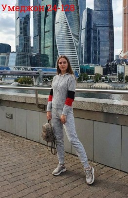Костюм