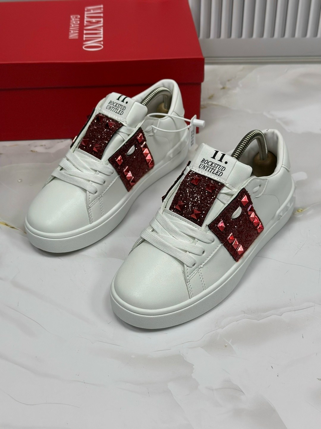 ,женские кроссовки valentino,valentino кроссовки,кеды валентино гаравани женские,валентино кеды