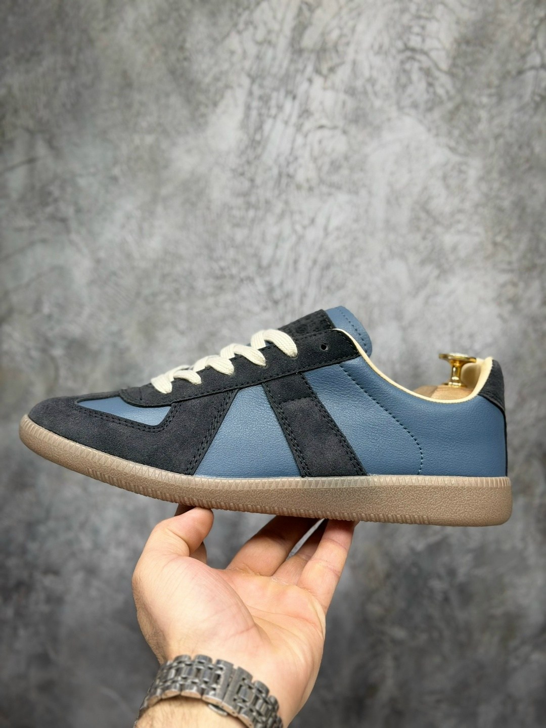кроссовки maison margiela replica low top,кроссовки replica maison margiela синий,кроссовки maison margiela replica,кроссовки мужские maison margiela replica low top carry over синие,maison margiela r