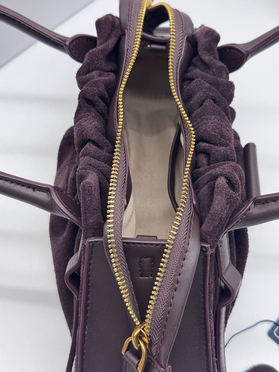 сумка loewe 33-15 см натуральная замша,сумка marc jacobs 25-16 см натуральная замша,замшевая сумка,сумка женская,сумки коричневый