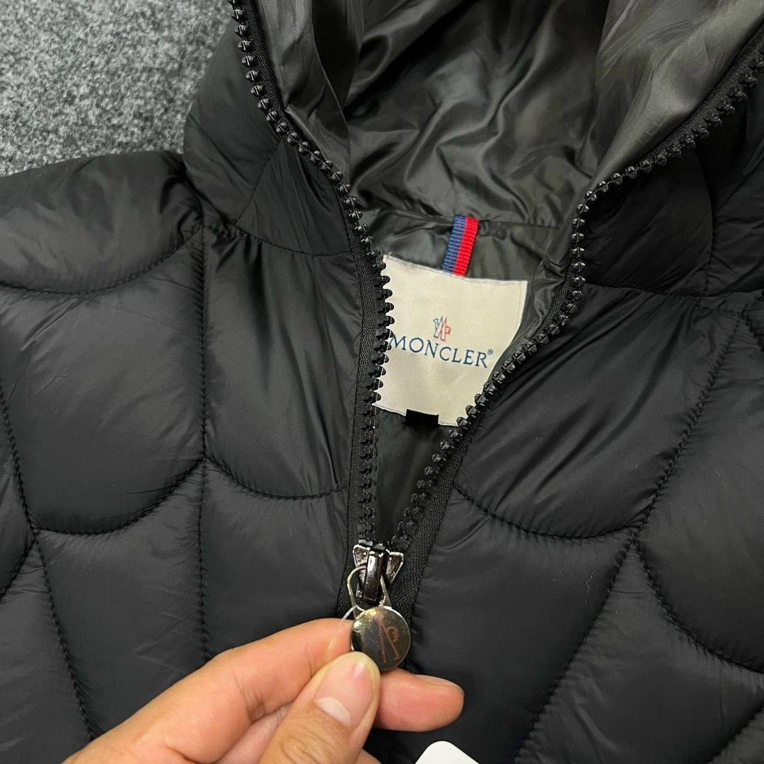 moncler spider puffer jacket,moncler marvel spiderman violier down jacket,пуховик moncler spider,пуховики монклер,куртка moncler